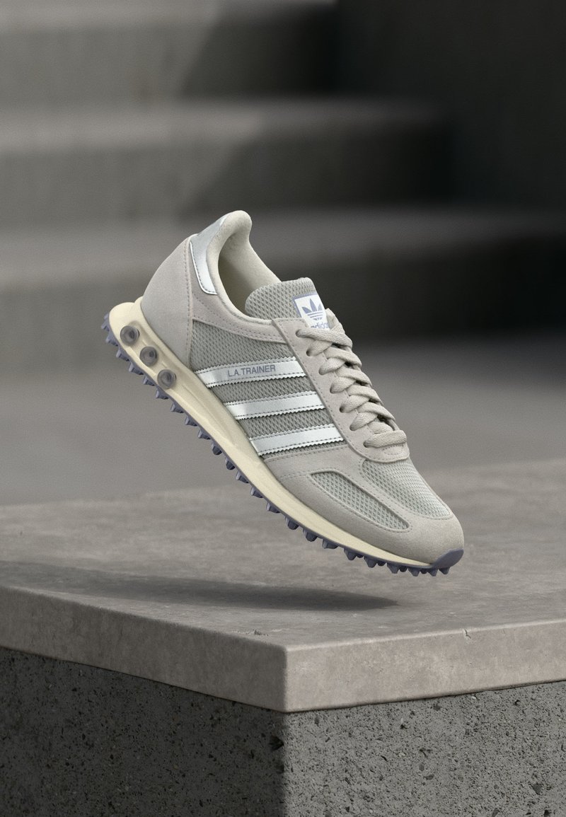 adidas Originals LA grey two/silver-coloured metallic/slate/light grey