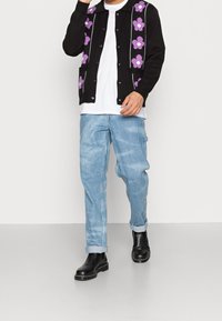 Obey Clothing Kofta - black