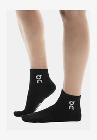 Non selezionato, black