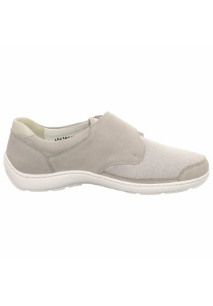 HENNI - Slip-ons - beige