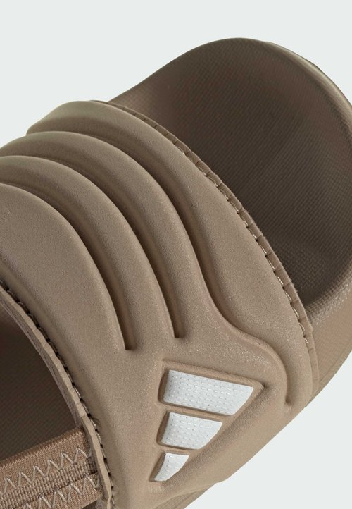 adidas Chancla Adilette Estrap 2.0 — photo 6
