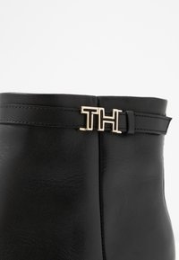 Tommy Hilfiger Botki