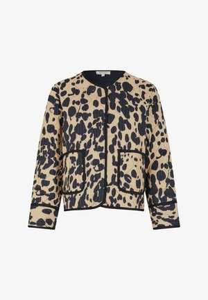 Leopardenmuster-Jacke aus beigem Stoff mit schwarzen Flecken, Rundhalsausschnitt, zwei Fronttaschen und schwarzem Paspelierungsrand.