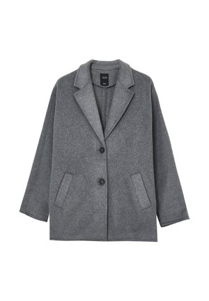 Cappotto in misto lana grigio con vestibilità comoda, revers a punta, due tasche frontali e due bottoni neri. Texture morbida con una finitura liscia.