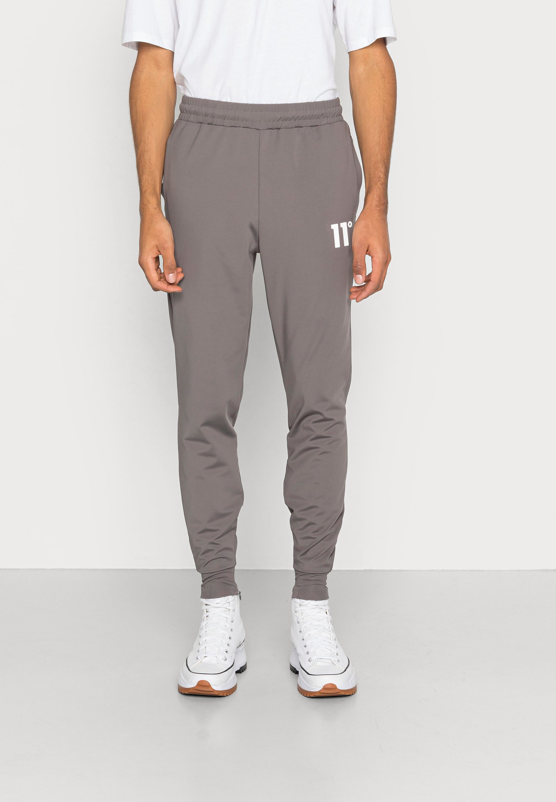 11 DEGREES CORE TRACK PANTS - Tracksuit 