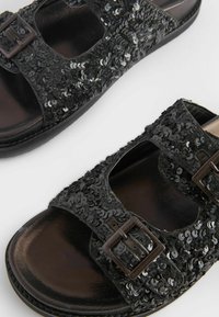 Next Papuci - black