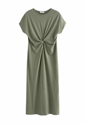 Robe midi olive à manches courtes avec col rond et détail de nœud torsadé à la taille sur fond uni.