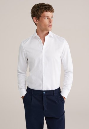 WE Fashion THE DRESSED - Zakelijk overhemd - white