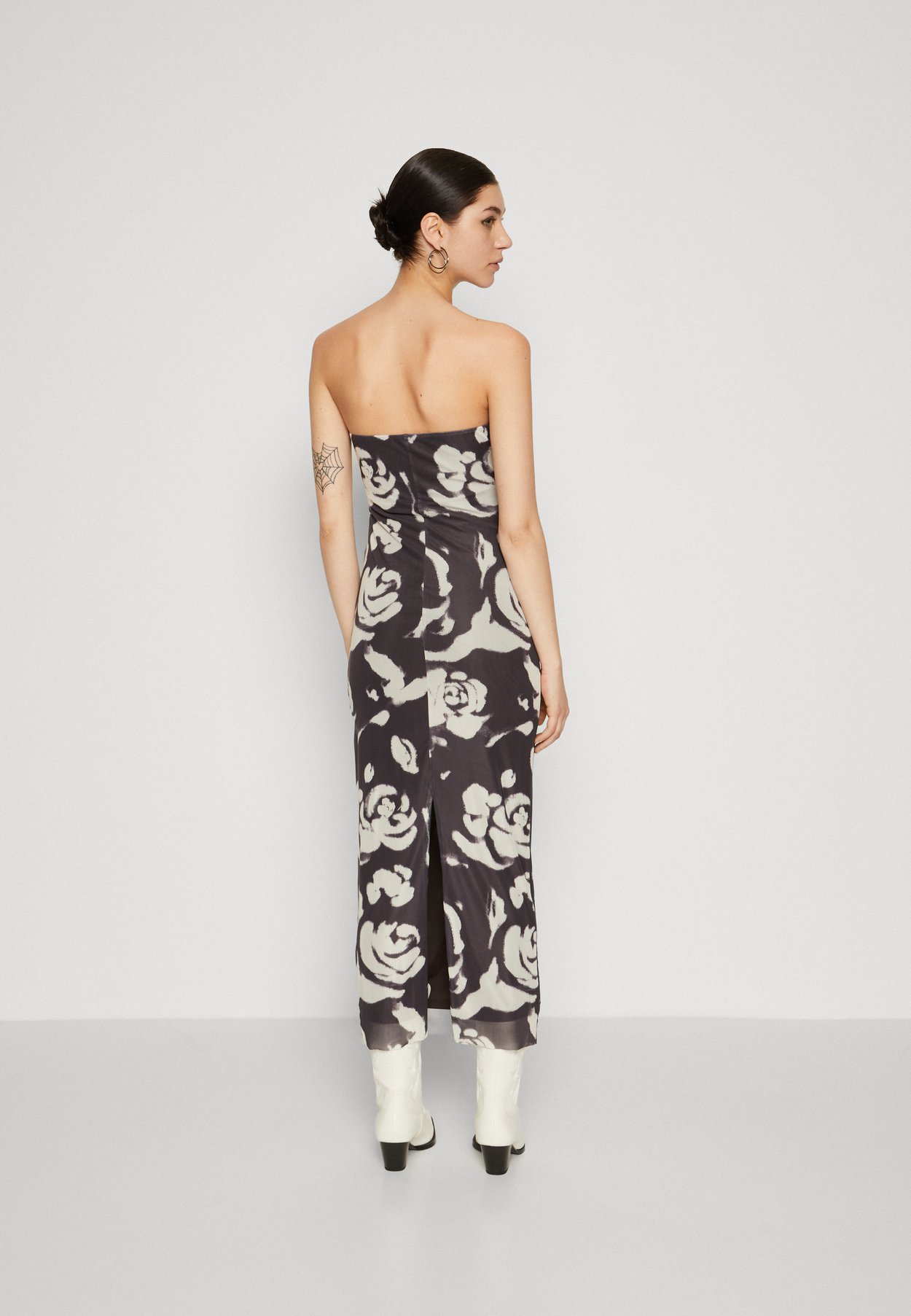 ONLPARIS CUT OUT TUBE DRESS