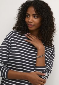 Kaffe KAWINNI - Pikkade varrukatega topp - black oyster ant. white stripe