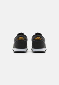 new balance gm500 noir