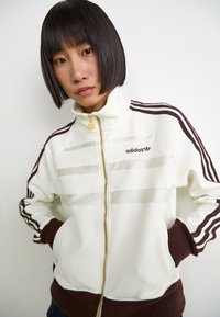 adidas Originals Treningsjakke - off white