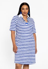 Gestreiftes Kurzarmkleid mit blauen und weißen horizontalen Streifen, einem V-Ausschnitt mit kontrastierendem Kragen und einer lockeren Passform.