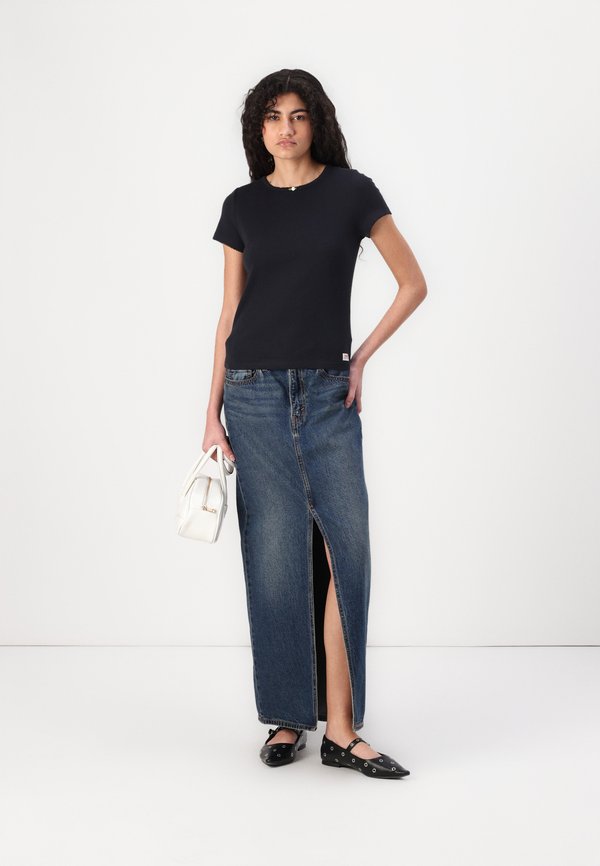 DRY GOODS TEE - Basic T-shirt - anthracite night3