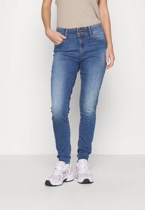 ONLY Petite ONLWAUW - Jeans Skinny Fit - medium blue
