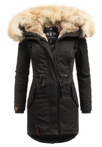 Zwarte, lange parka jas met een nepbont gevoerde capuchon, meerdere zakken, een trekkoord in de taille en een ritssluiting aan de voorkant. Robuuste, gestructureerde stof.