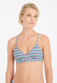 Dryžuota bikini viršutinė dalis, turinti siauras reguliuojamas petnešas, V formos iškirptę, mėlynos, žalios, rožinės ir violetinės spalvų derinyje su susiraukšlėjusiu apdailos kraštu.