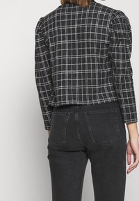 ONLY Lehká bunda - dark grey
