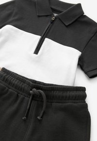 Next ZIP SET-REGULAR FIT - Træningsbukser - black white