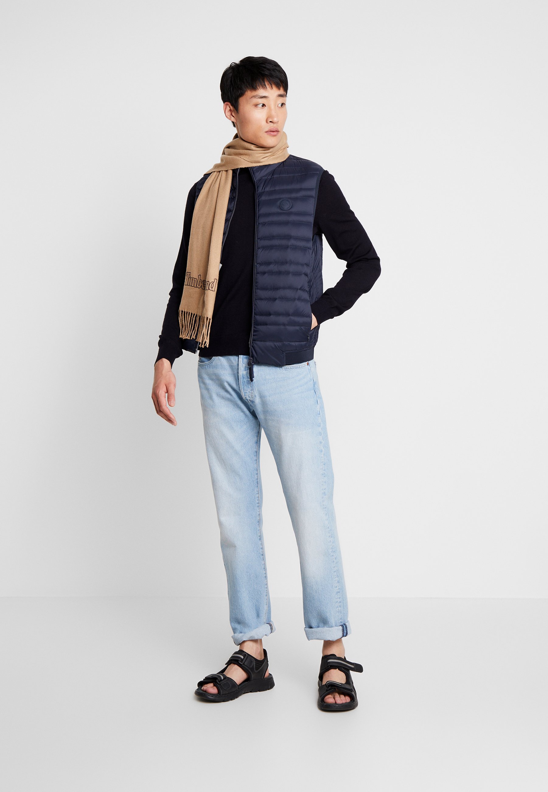 vesta armani exchange