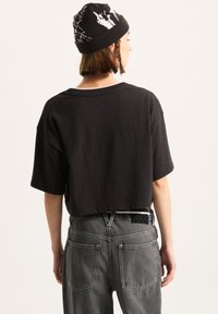 Vans AFITERBURN RELAXED CROP - T-Shirt print - black