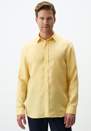 STRAIGHT CUT LONG SLEEVE - Chemise - yellow