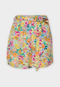 Calções florais em azul claro com flores vibrantes em rosa, amarelo e verde. Apresenta uma cintura larga com um detalhe de laço. Feitos de um tecido leve.