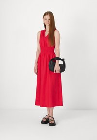 GAP HALTER  - Robe de jour - slipper red