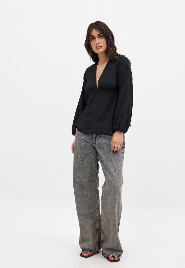 OPEN BACK BALLOON SLEEVE  - Bluse