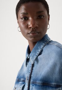 Marc Cain Spijkerjas - blue denim