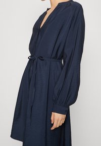 Selected Femme Abito a camicia - dark blue