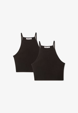 Top crop nero senza maniche realizzato in un tessuto morbido con scollo alto, dotato di spalline sottili e design aderente. Include due pezzi.