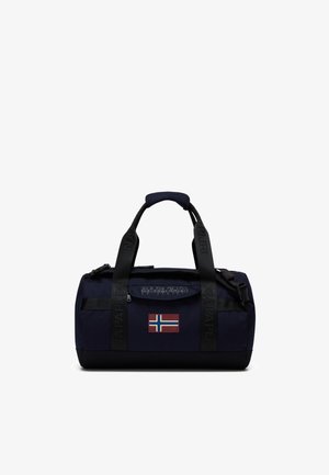 Marineblaue Duffel-Tasche mit schwarzen Griffen, Marke „Napapijri“, mit vorderer Reißverschlusstasche und einem norwegischen Flaggen-Patch.