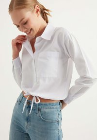 Herita LONG-SLEEVED BIASED - Camicia - white