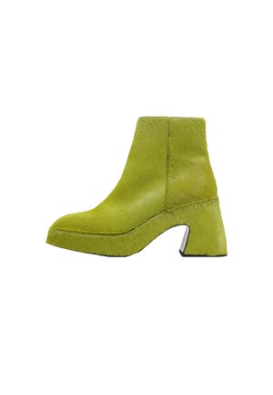 BIMBA Y LOLA   - Botines - lima acido