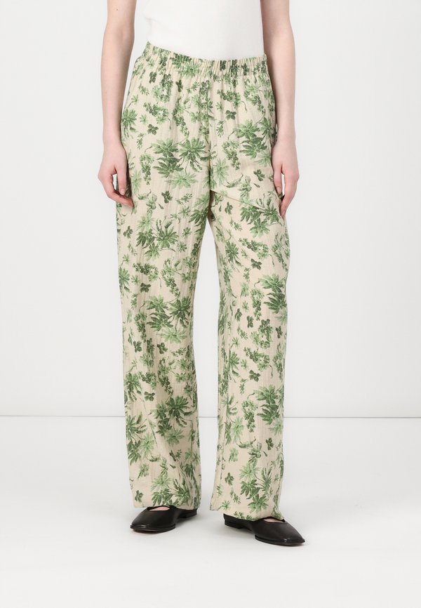 VMPALMA WIDE PANT - Trousers