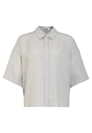 Lysegrå oversized kortærmet skjorte med krave og skjulte knapper, lavet af tekstureret stof.