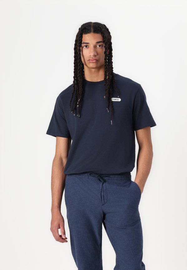 JOGGER  - Tracksuit bottoms - dark sapphire3