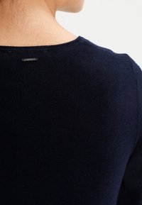 s.Oliver Kofta - mottled dark blue