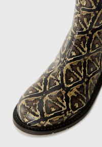 Chie Mihara JAPI - Classic ankle boots - namaya natur