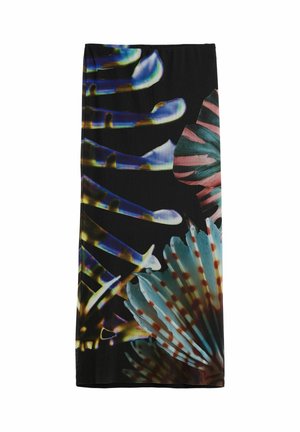 Fekete sál kék, rózsaszín és zöld árnyalatú trópusi levélmintákkal, nagy, részletes lombokkal díszítve.