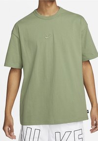Nike Sportswear Jednoduché tričko - green