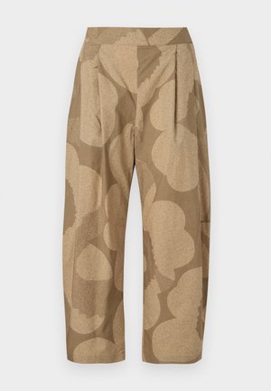 Beige trousers with a large floral pattern in lighter shades. Features a high waist, pleats, and a relaxed fit. Made from lightweight fabric.