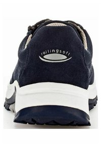 Marineblaue Sportschuhe mit einem Obermaterial aus Wildleder, weißer Zwischensohle und strukturiertem Gummi-Außensohle. "rollingsoft"-Logo auf der Ferse.
