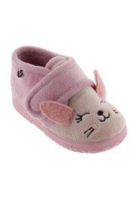 Chaussons en peluche rose avec une texture douce, ornés d'oreilles de lapin, de détails faciaux brodés et d'une sangle Velcro pour un enfilage facile.