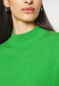 pure cashmere MOCKNECK - Camisola - green