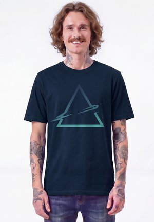 watapparel, TRIANGLE UNISEX - Print T-shirt - french navy