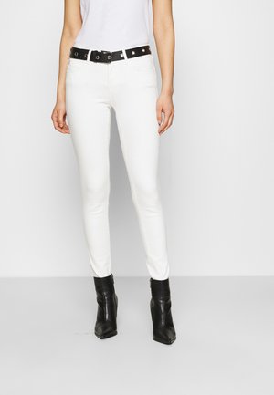ADRIANA - Jeans Skinny Fit - white