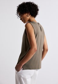 Street One Top - braun