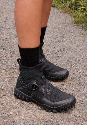 Outdoorschoenen - black